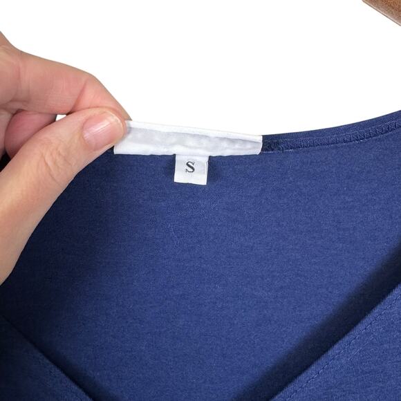 Bryn Walker Josie Tunic Navy Blue Cinched Front V-neck Bamboo Knit Tunic Top - Picture 13 of 16